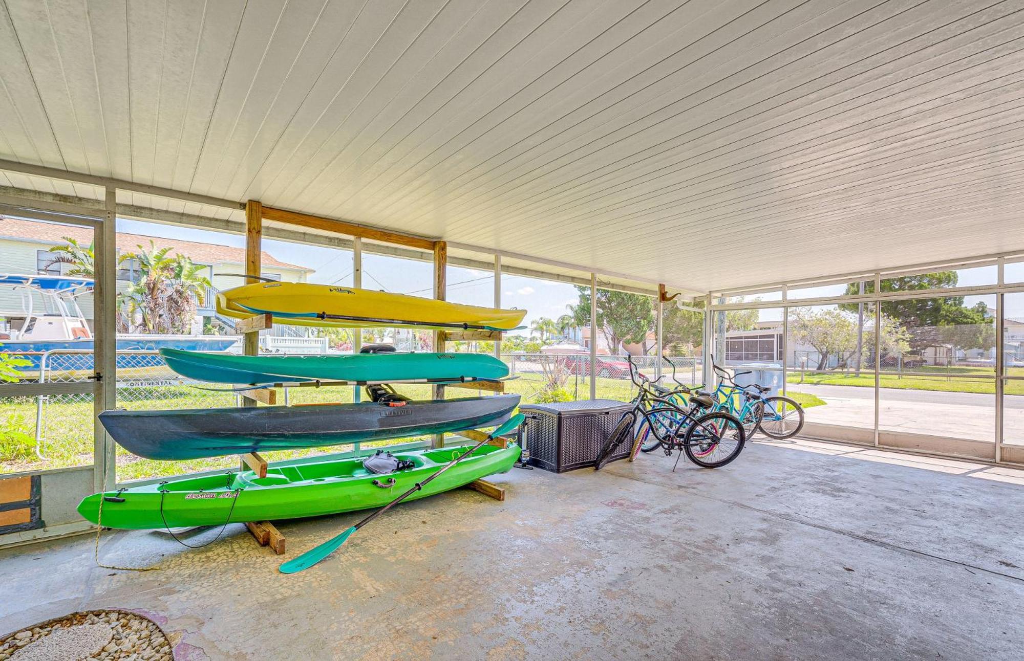 Waterfront Hernando Beach Home With Dock And Hot Tub! المظهر الخارجي الصورة